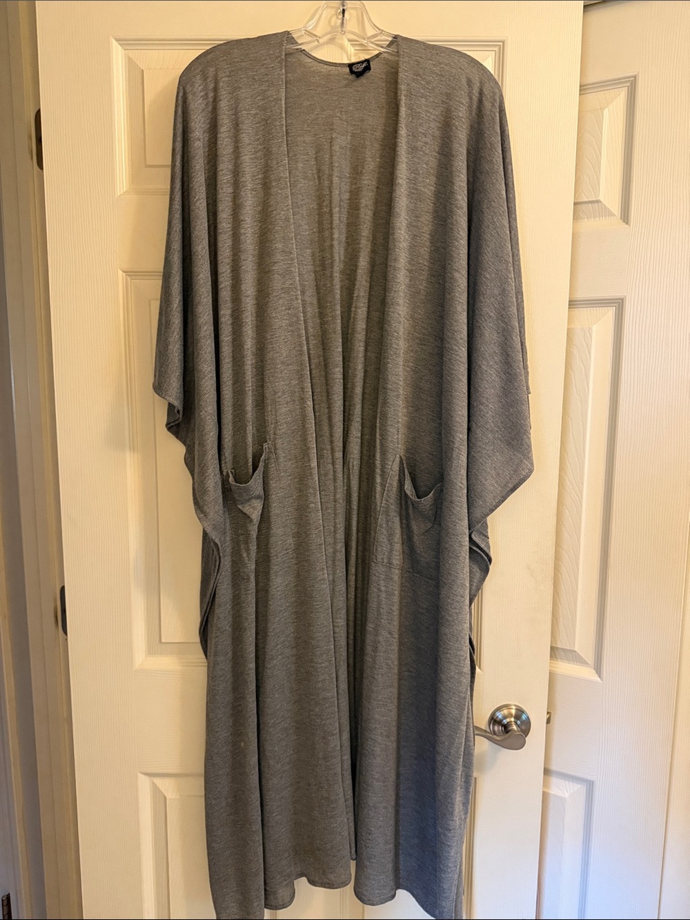 Lightweight Gray Open-Front Drape Cardigan with Pockets